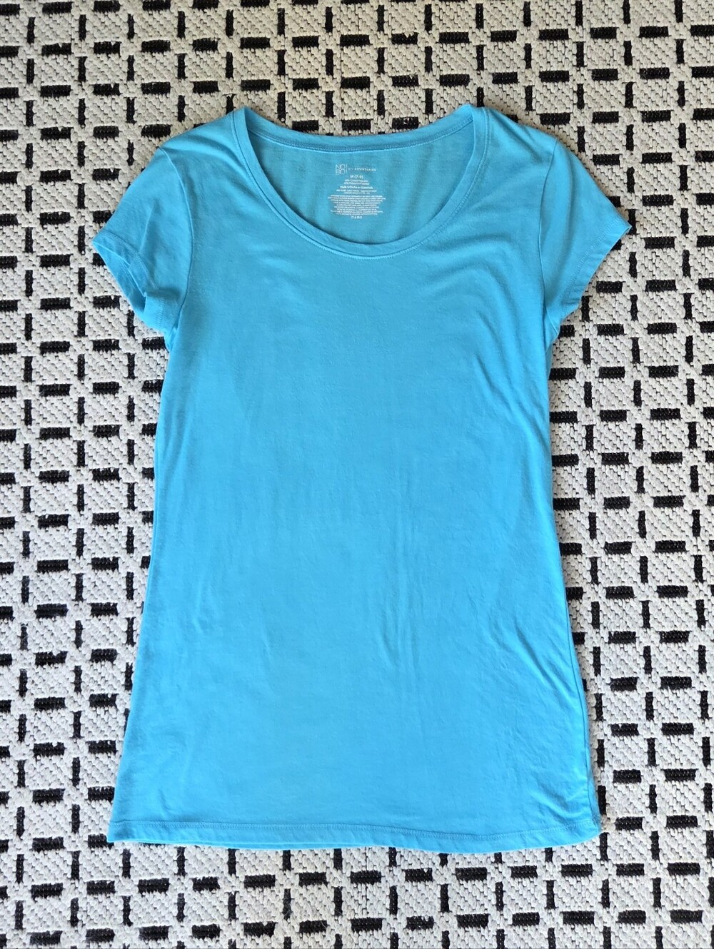 No Boundaries Women's Short Sleeve Tee, sz M